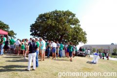 Tree tailgating at The Hill - Troy