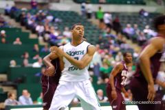 UNT's Tony Mitchell fighting for position